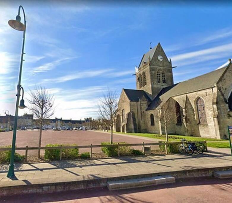Gite Spacieux Et Chaleureux Sainte-Mère-Église Εξωτερικό φωτογραφία